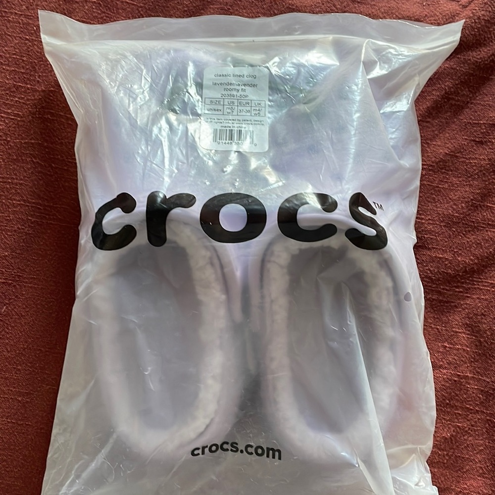 Lavender crocs BRAND NEW WITH TAGS